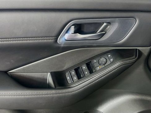 New 2026 Nissan Rogue SV FWD image 17