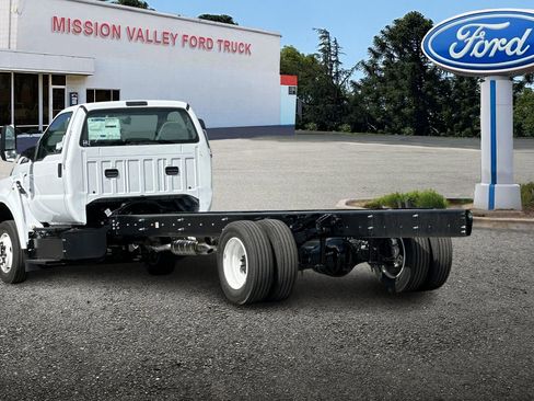 New 2027 Ford F650 2WD Regular Cab Super Duty image 6