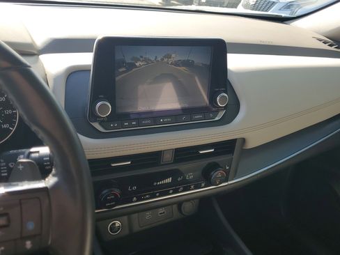 Certified 2023 Nissan Rogue SV w/ SV Premium B Package image 27