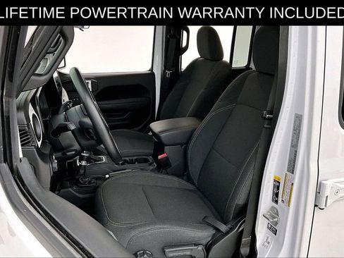 Used 2025 Jeep Gladiator Sport AWD/4WD image 33