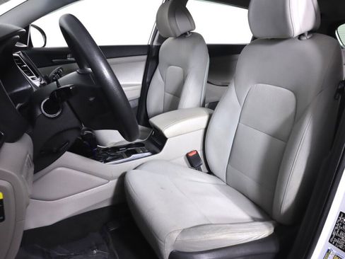 Used 2018 Hyundai Tucson SEL FWD image 30