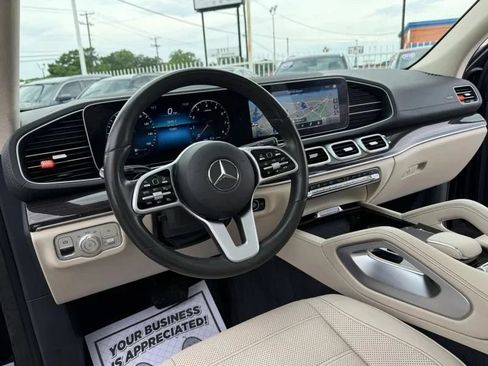 Used 2020 Mercedes-Benz GLS 450 4MATIC image 29