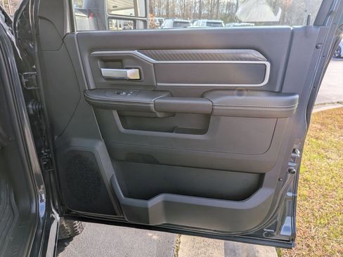 New 2026 RAM 2500 Big Horn AWD/4WD image 33