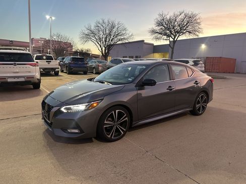 Certified 2023 Nissan Sentra SR w/ SR Premium Package image 2