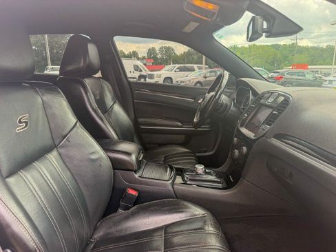 Used 2021 Chrysler 300 S RWD image 21
