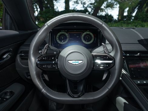 Used 2024 Aston Martin DB12 Coupe RWD image 12