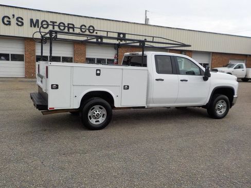 Used 2021 Chevrolet Silverado 2500 W/T w/ WT Convenience Package image 6
