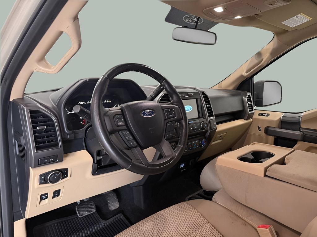 Used 2018 Ford F150 XLT w/ Equipment Group 302A Luxury AWD/4WD image 13