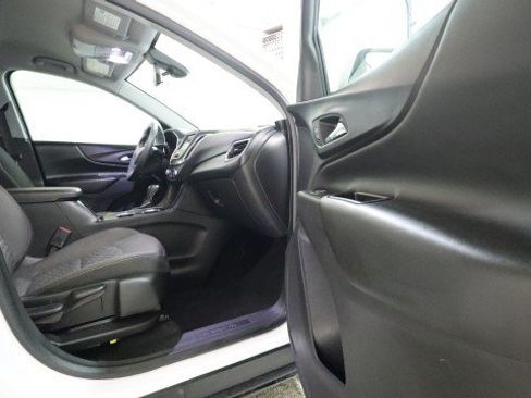 Used 2021 Chevrolet Equinox LT AWD/4WD image 10