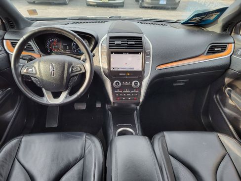 Used 2019 Lincoln MKC Select w/ Select Plus Package AWD/4WD image 4