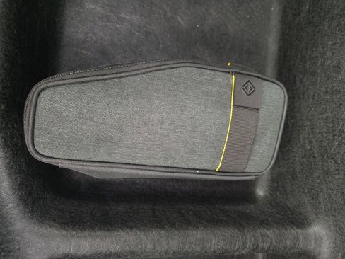 Used 2023 Rivian R1S Adventure image 30