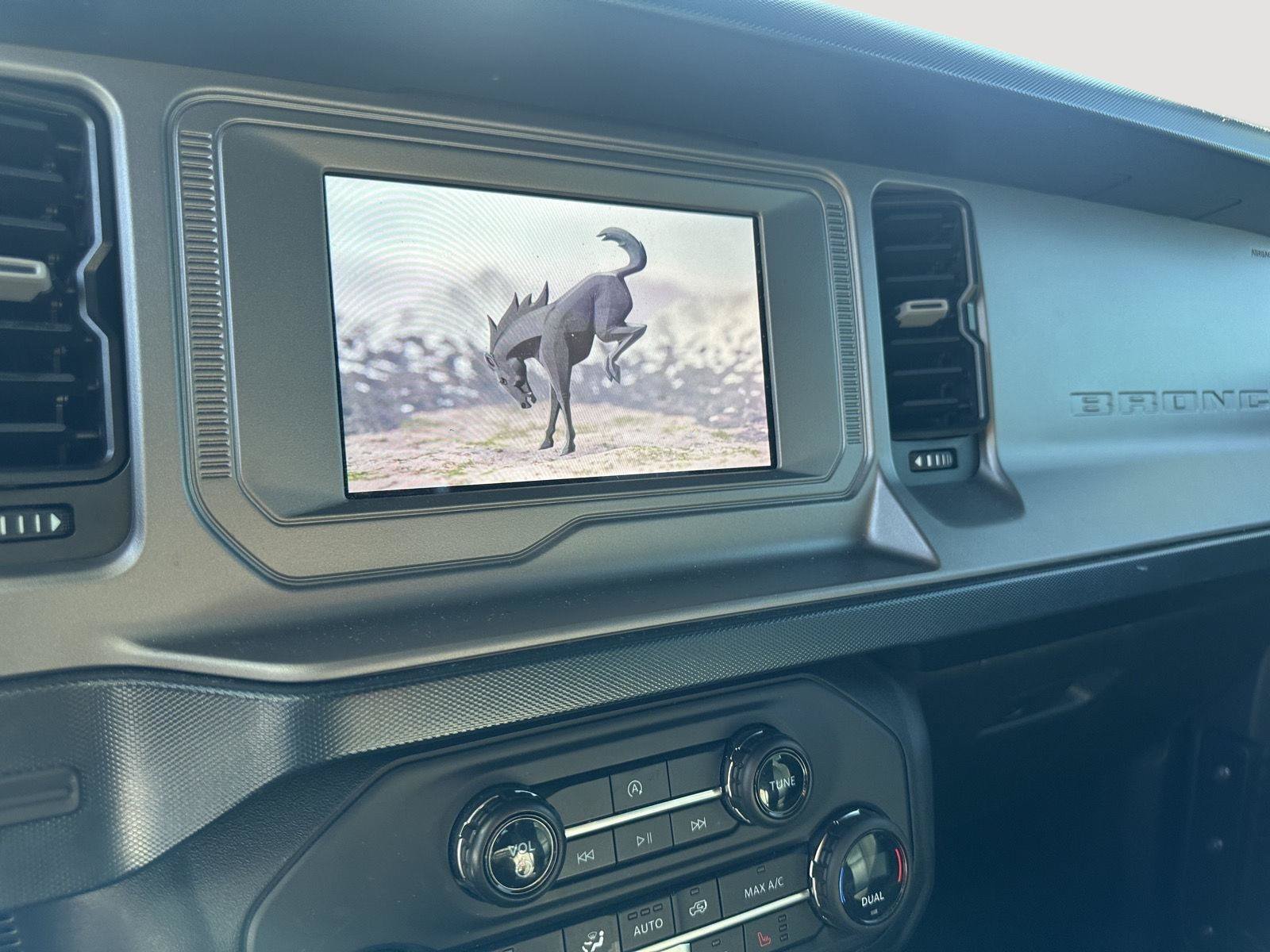 Used 2023 Ford Bronco Outer Banks AWD/4WD image 12