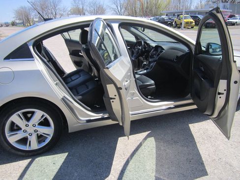 Used 2014 Chevrolet Cruze Diesel image 13