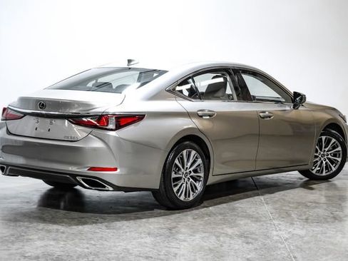 Used 2020 Lexus ES 350 w/ Premium Package image 11