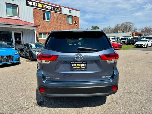 Used 2018 Toyota Highlander XLE image 7