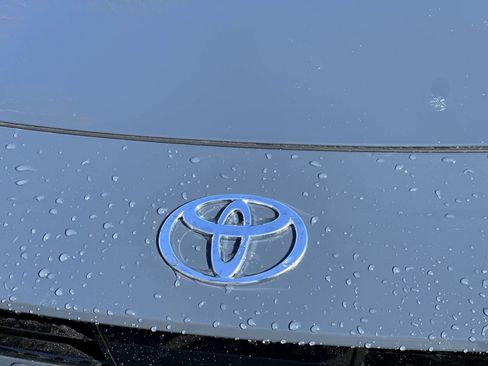 New 2026 Toyota Crown Signia Limited image 13