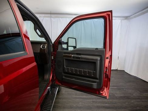 Used 2016 Ford F250 Platinum w/ FX4 Off-Road Package image 17