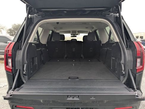 Used 2025 Ford Expedition Max Active image 12