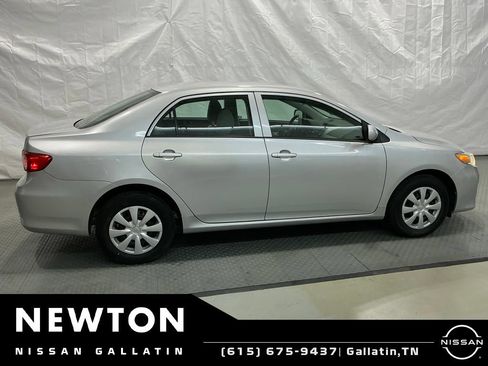 Used 2013 Toyota Corolla L FWD image 9