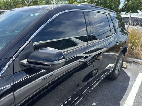 Used 2024 Chevrolet Traverse LT w/ LPO, Floor Liner Package image 4