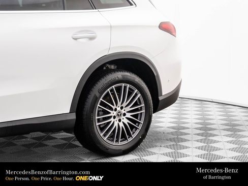 New 2026 Mercedes-Benz GLC 300 4MATIC image 37