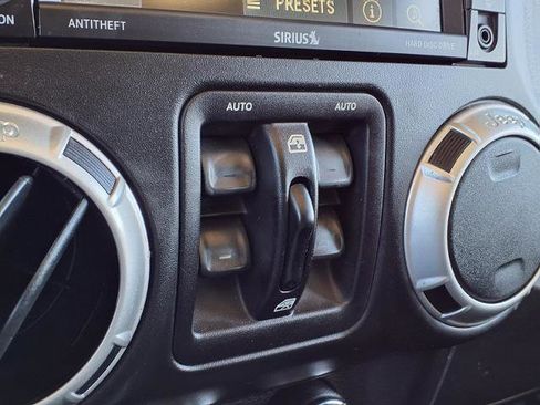 Used 2017 Jeep Wrangler Unlimited Sahara w/ Quick Order Package 24E Chief image 16