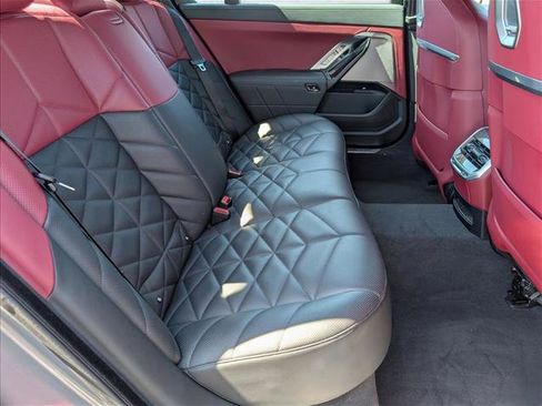 Certified 2023 BMW 740i RWD image 22
