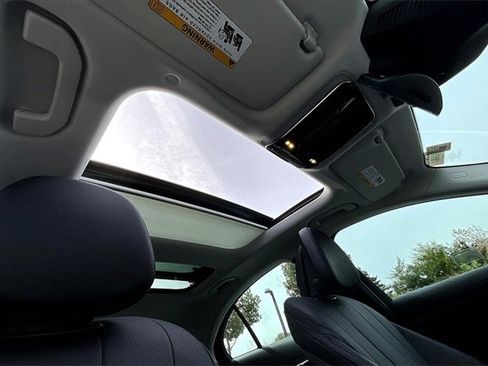 Certified 2025 Mercedes-Benz E 350 4MATIC Sedan image 31