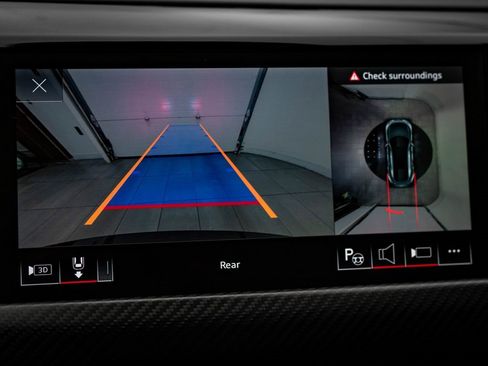 Used 2022 Audi RS e-tron GT w/ Carbon Performance Package image 33