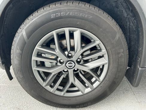 Certified 2021 Nissan Rogue S FWD image 30