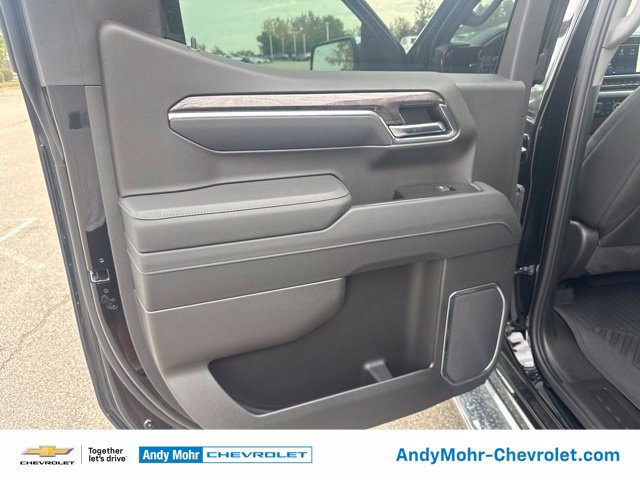 New 2026 Chevrolet Silverado 1500 LTZ w/ LTZ Premium Package AWD/4WD image 13