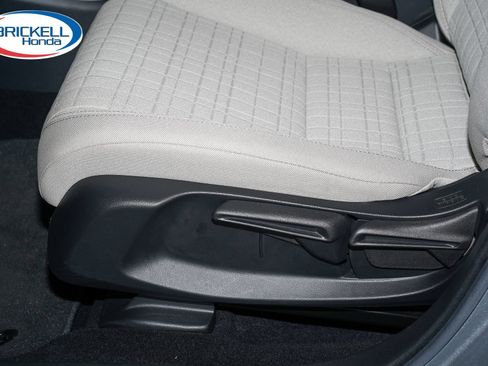 Certified 2024 Honda HR-V LX image 28