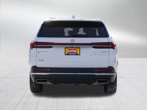 Used 2025 Buick Enclave Preferred image 6