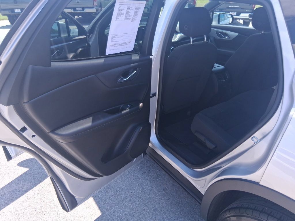 Used 2021 Chevrolet Blazer LT FWD image 24