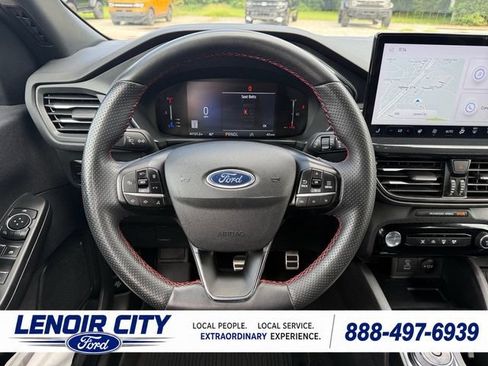 Certified 2023 Ford Escape ST-Line w/ Tech Pack #1 AWD/4WD image 16