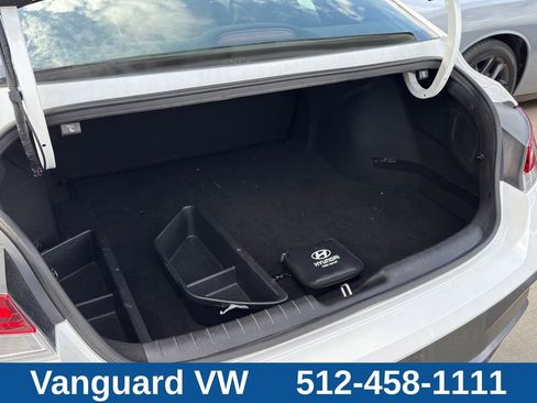 Used 2025 Hyundai Elantra SEL FWD image 26