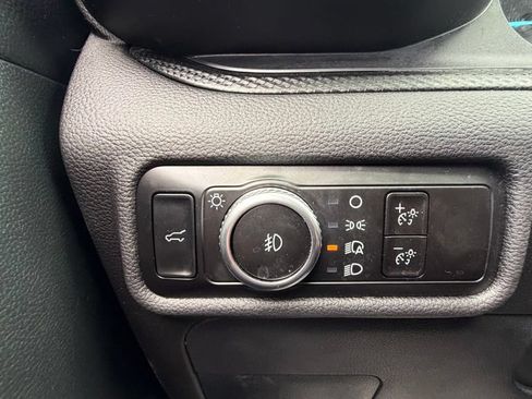 Used 2023 Ford Explorer ST-Line AWD/4WD image 30