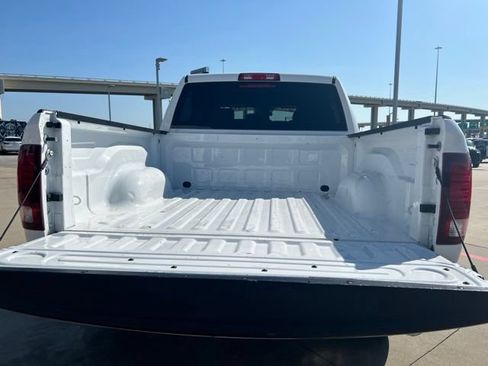 Used 2024 RAM 1500 Warlock RWD image 11