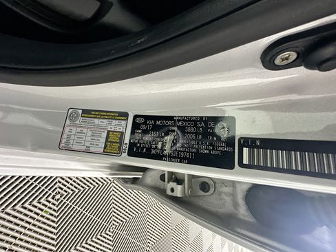Used 2018 Kia Forte LX w/ LX Popular Package FWD image 12