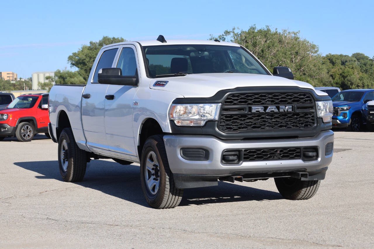 Used 2019 RAM 2500 Tradesman AWD/4WD image 4