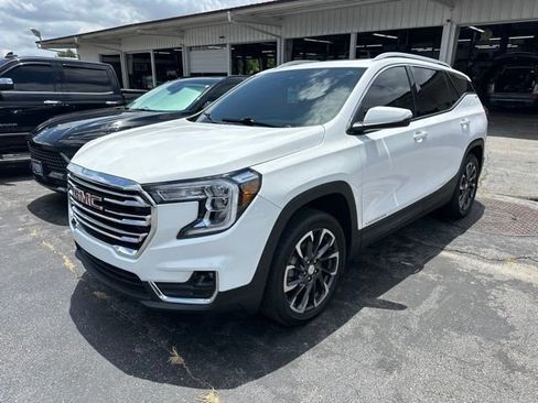 Used 2022 GMC Terrain SLT AWD/4WD image 5