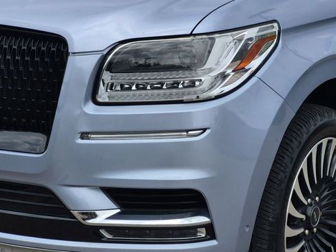 Used 2020 Lincoln Navigator L Black Label w/ Cargo Convenience Package AWD/4WD image 11