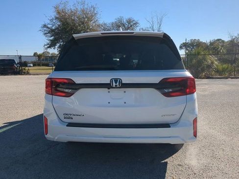 Used 2025 Honda Odyssey Sport-L image 5