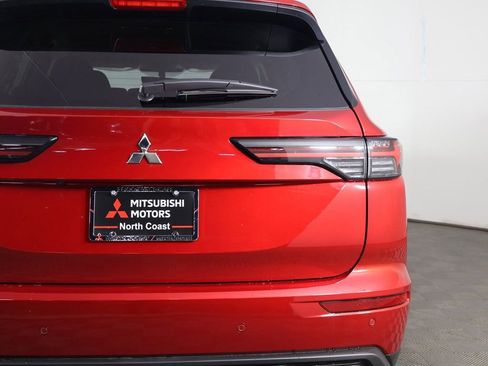New 2026 Mitsubishi Outlander ES image 14