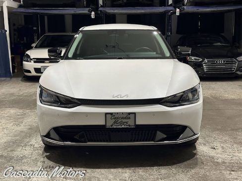 Used 2022 Kia EV6 Wind w/ Wind Technology Package image 4