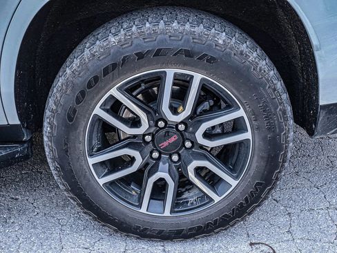 Used 2022 GMC Yukon AT4 w/ Max Trailering Package image 10