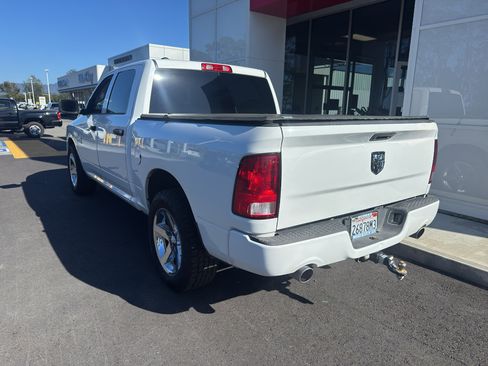 Used 2018 RAM 1500 Express w/ Express Value Package image 31