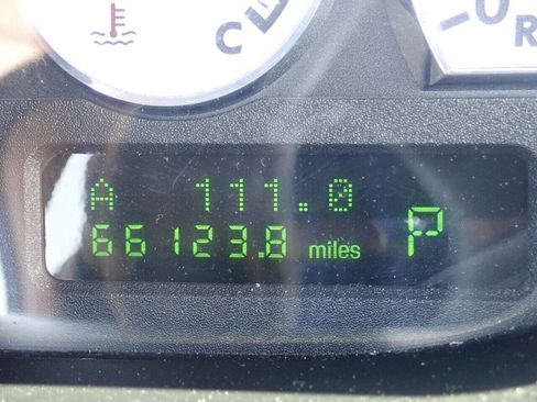 Used 2003 Ford Thunderbird image 23