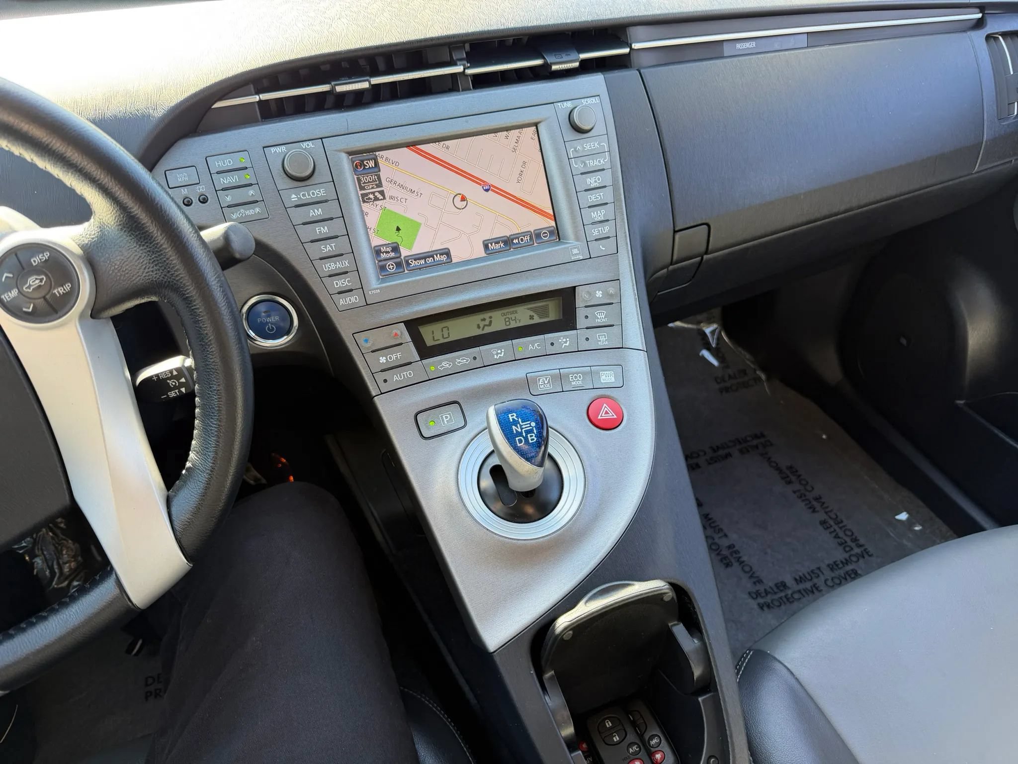 Used 2012 Toyota Prius Four w/ Deluxe Solar Roof Pkg FWD image 13