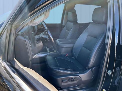 Used 2022 Chevrolet Silverado 1500 LTZ image 14